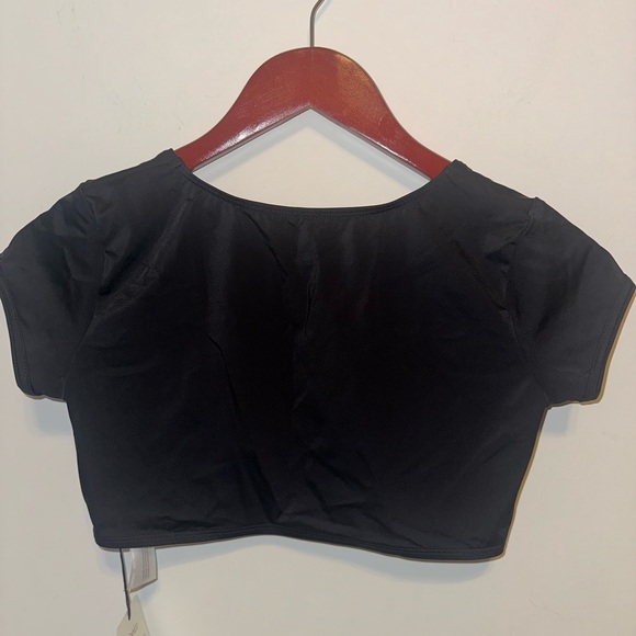 Free Society Short Sleeve Swimsuit Top - Picture 3 of 5